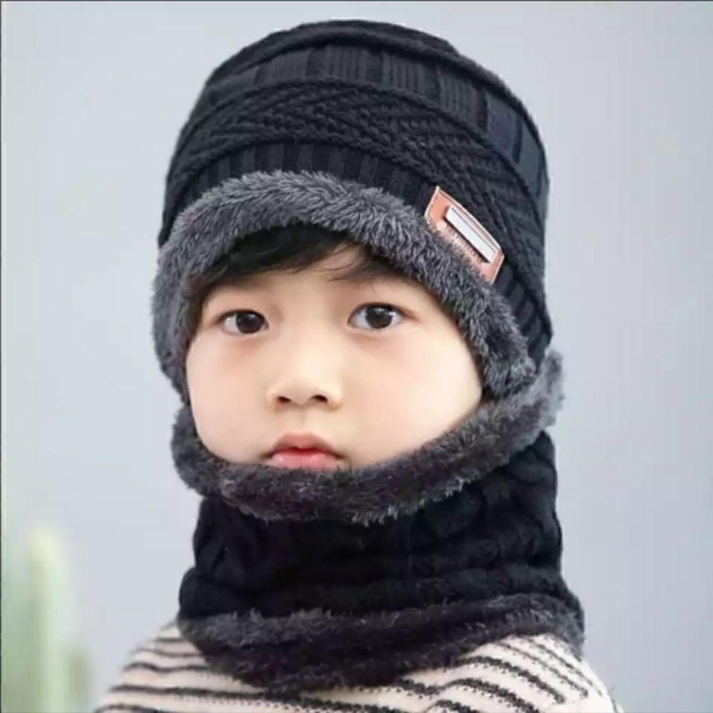 Kids 2-Pieces Winter Beanie Hat Scarf Set Brand New